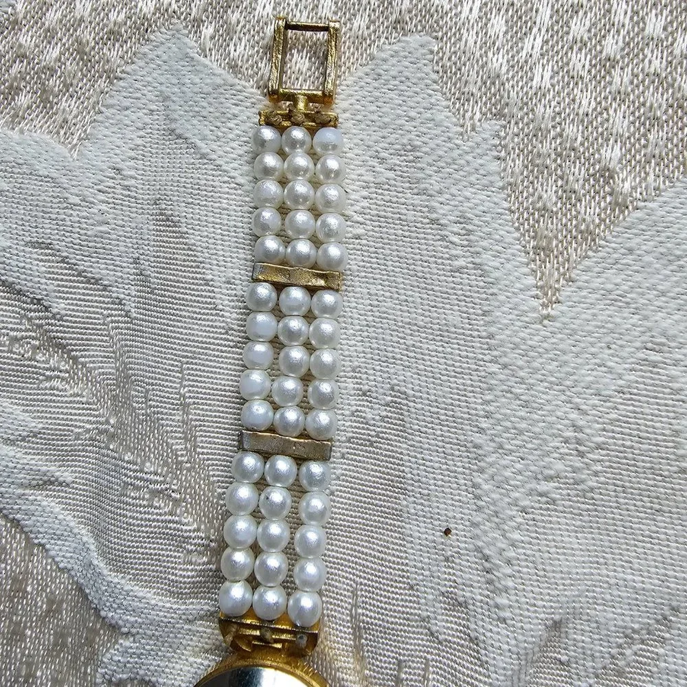 Eastman Quartz Gold Tone Pearl Rhinestone Watch - Picture 14 of 16